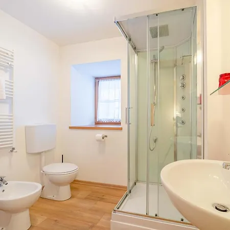 Al Molin 아파트 *